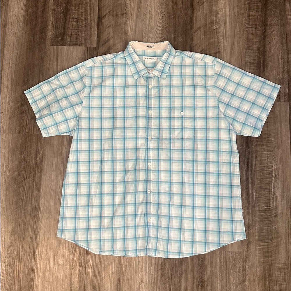 Calvin Klein Light Blue Checkered Plaid Short Sleeve Button Down - 2XL - Picture 2 of 7